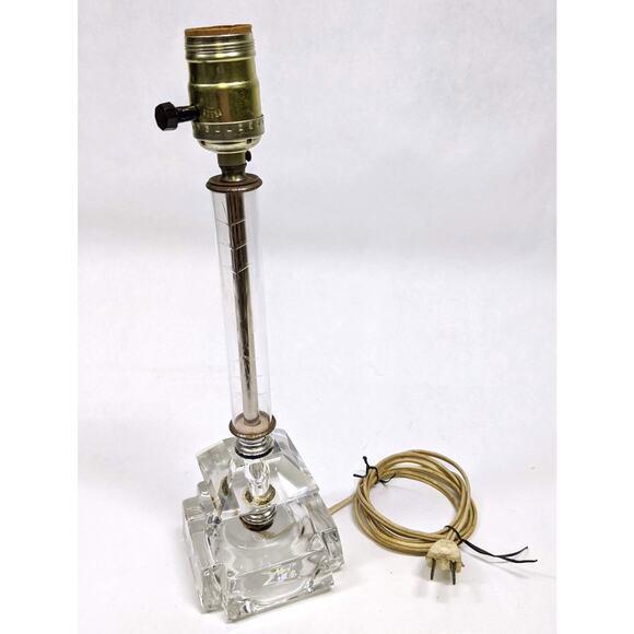 Vtg Mid-Century MCM Etched Crystal Glass Candlestick Table Nightstand Lamp 13" - Picture 1 of 9